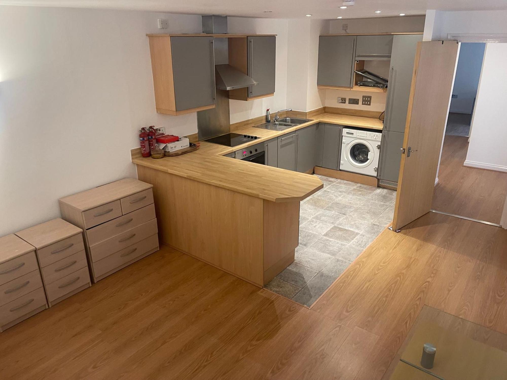 Urban Living At Its Stylish 4-bed Flat With Gym, Underground Parking , Prime Location, Just 2 Minutes From Borough Market & Tube Appartamento Londra